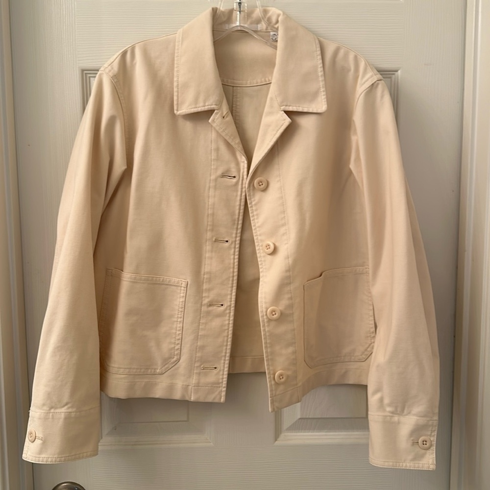Uniqlo lightweight jacket